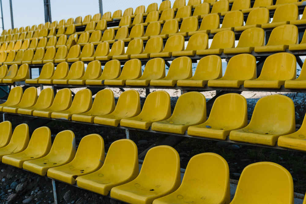 gradas supletorias en gradas móviles modulares