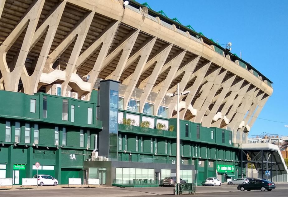 Fachada Benito Villamarin